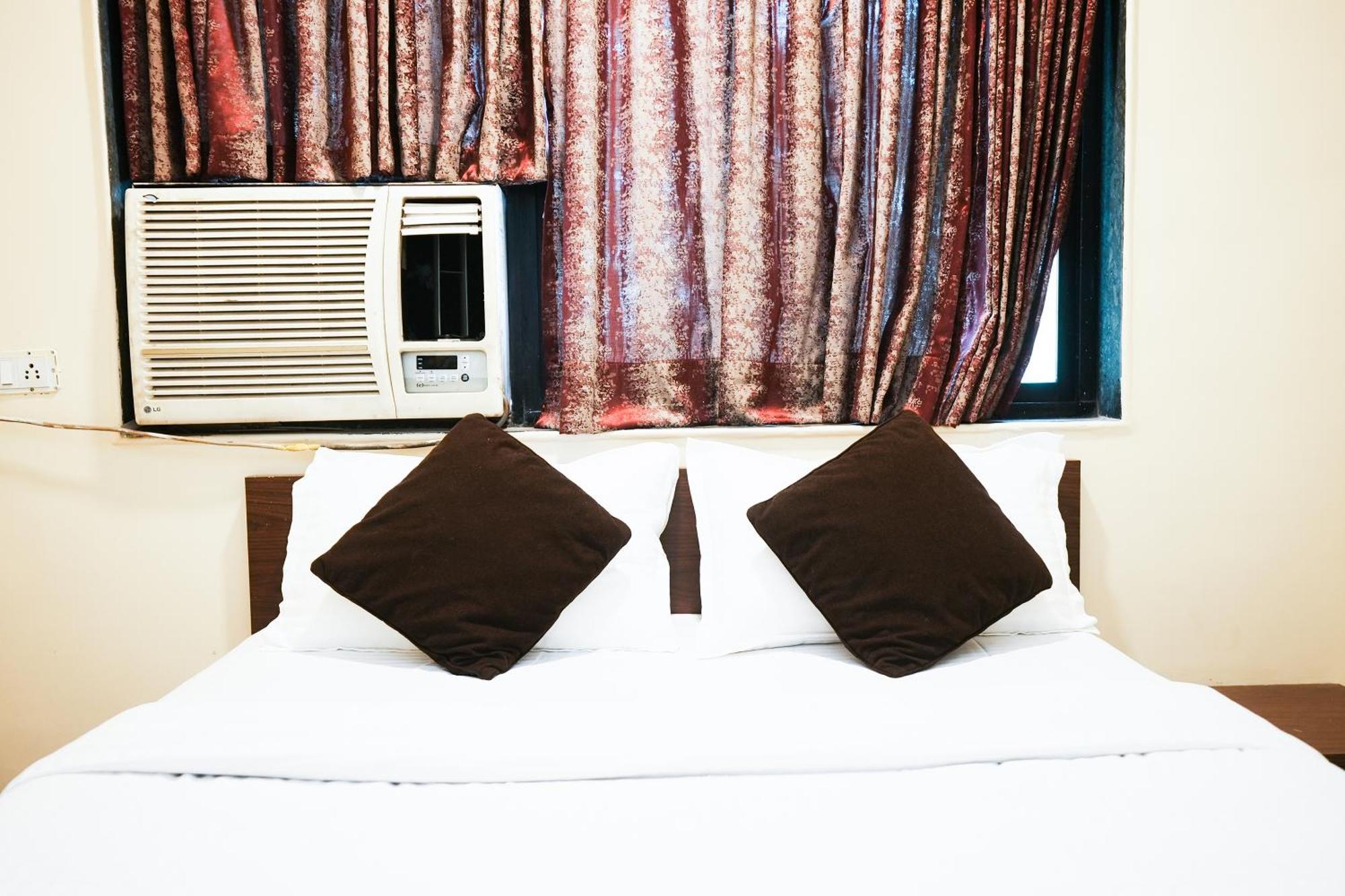 Hotel Della Comfort Near Ambreshwar Shiv Mandir, Ambernath Amarnath Экстерьер фото